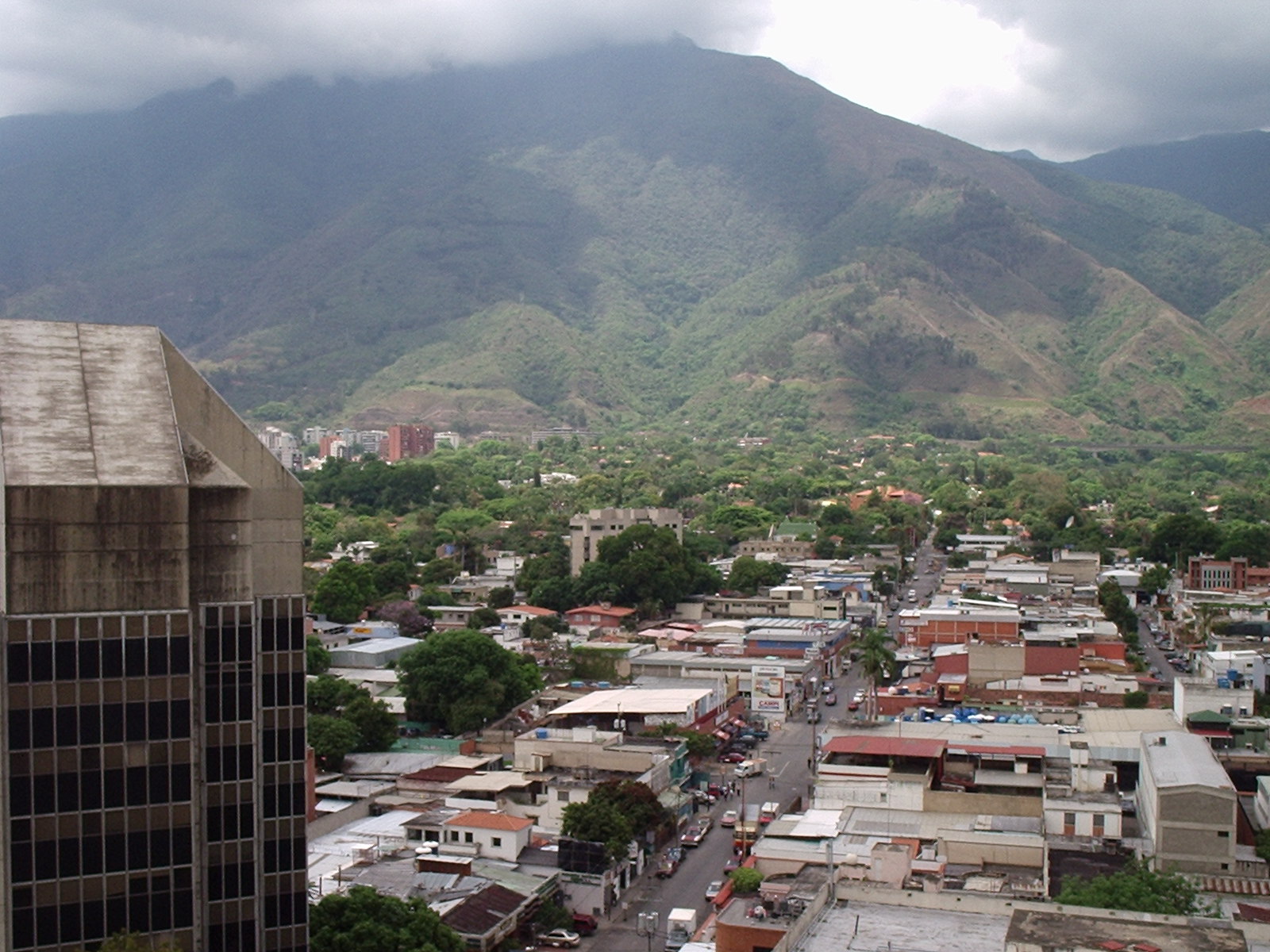 Caracas de dia.JPG